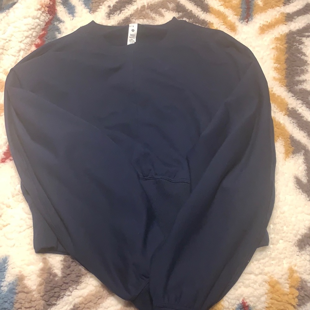 Lululemon Navy Blue Crop Sweatshirt. Size 8